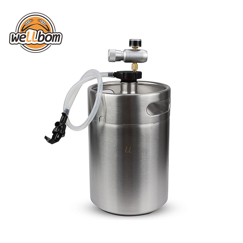 2018 New Homebrew Stainless Steel Mini Keg Growler with Regulator Co2 Charger and Brewing Keg Coupler